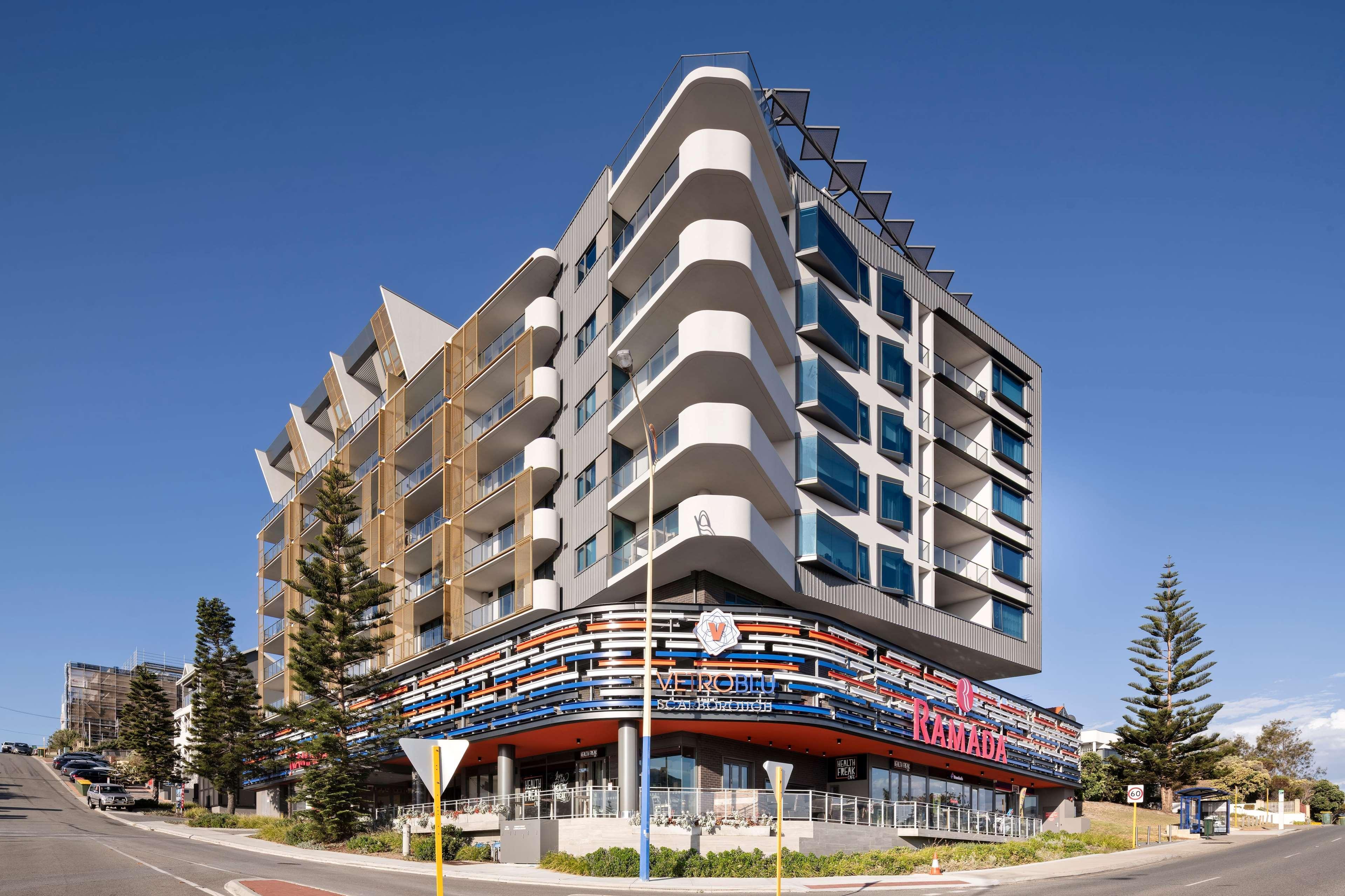 Ramada By Wyndham Vetroblu Scarborough Beach Perth Bagian luar foto