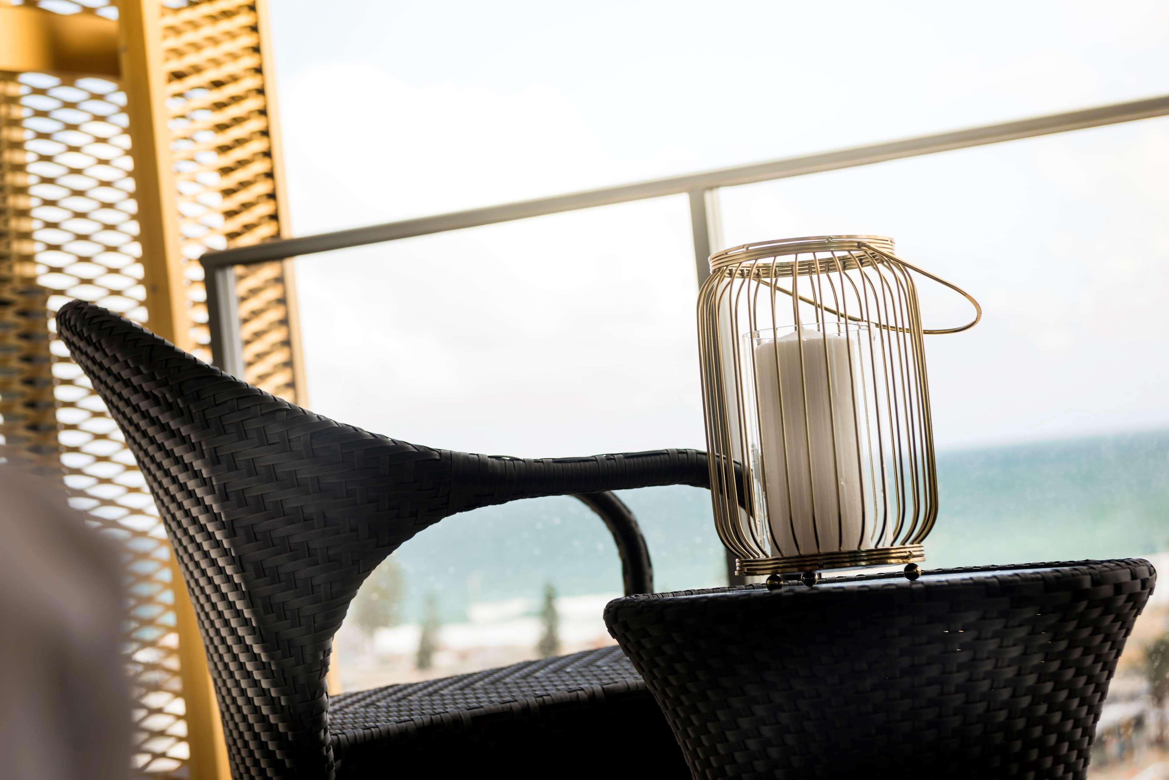 Ramada By Wyndham Vetroblu Scarborough Beach Perth Bagian luar foto