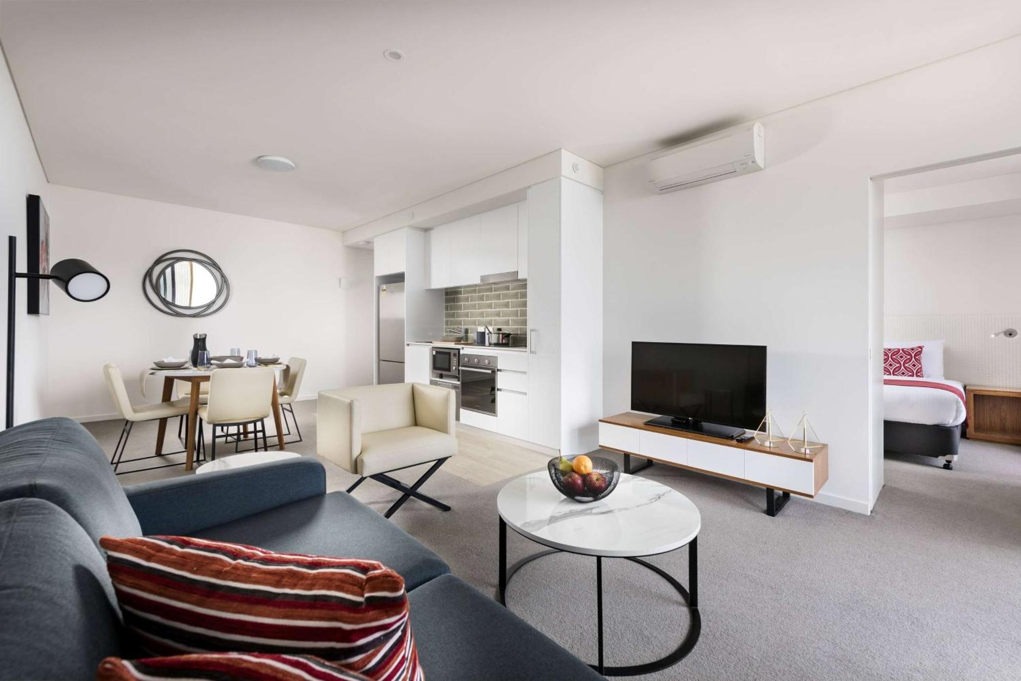 Ramada By Wyndham Vetroblu Scarborough Beach Perth Bagian luar foto