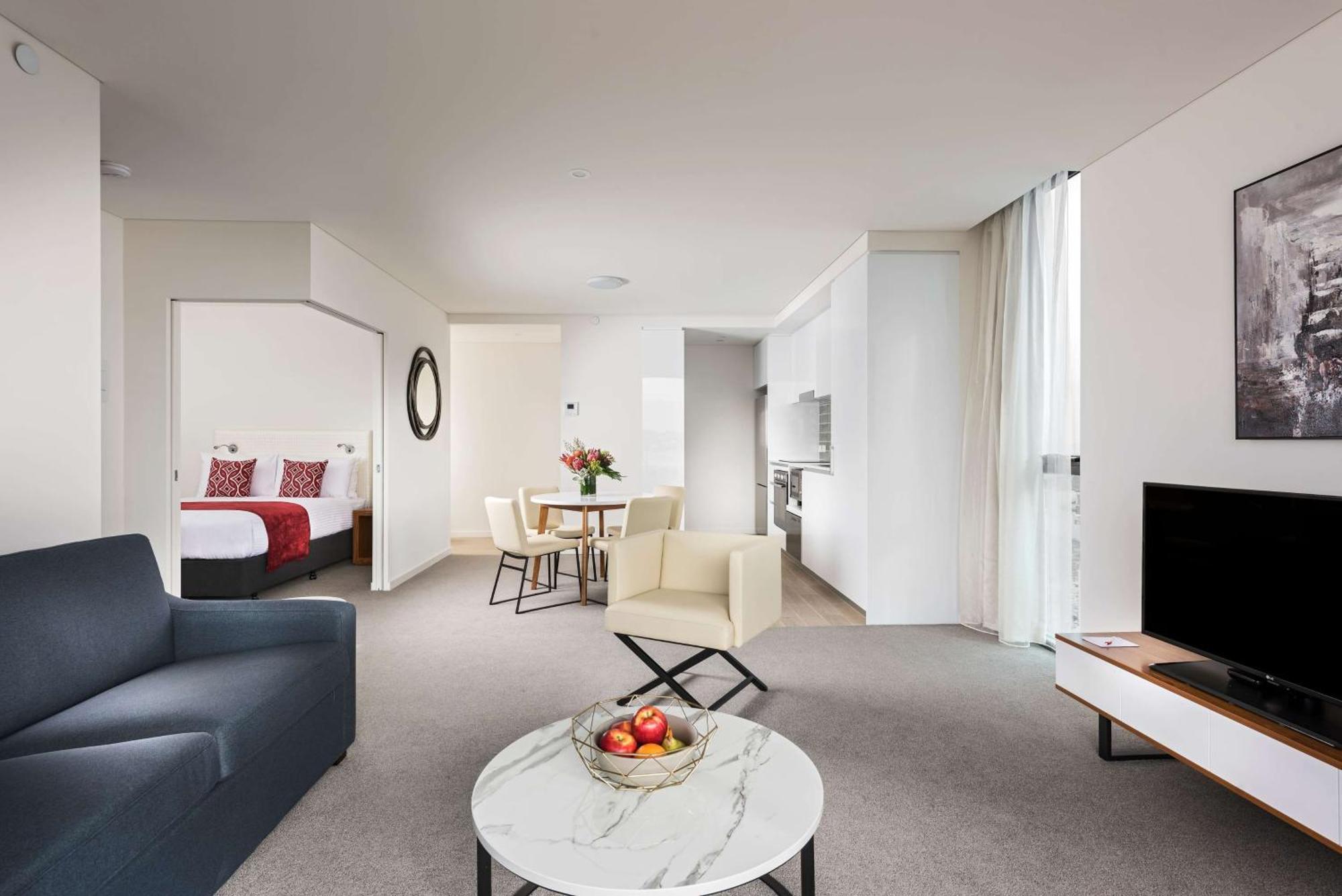 Ramada By Wyndham Vetroblu Scarborough Beach Perth Bagian luar foto