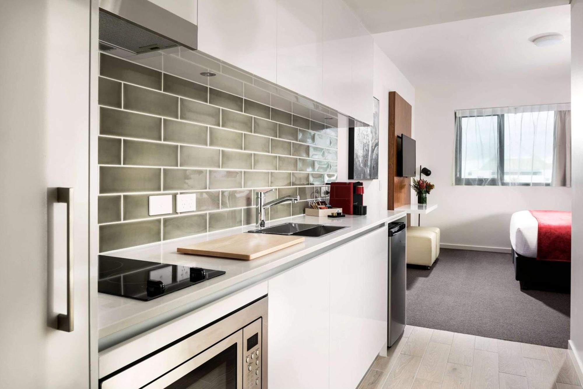 Ramada By Wyndham Vetroblu Scarborough Beach Perth Bagian luar foto