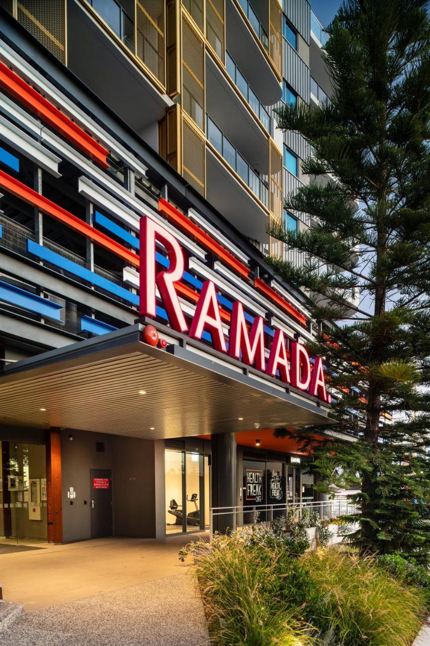 Ramada By Wyndham Vetroblu Scarborough Beach Perth Bagian luar foto